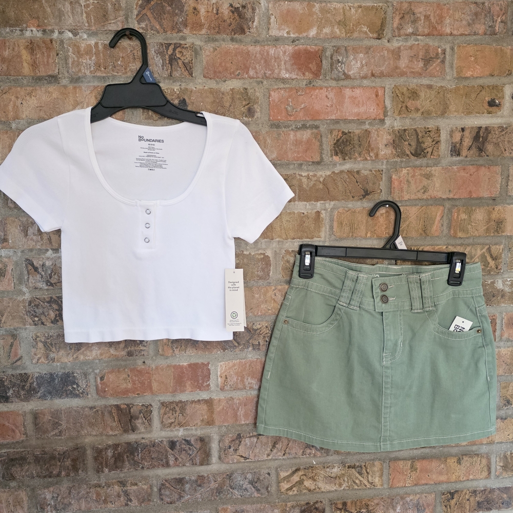 Green Mini Skirt Outfit; Womens Mini Skirt Crop Top Size XS XXS